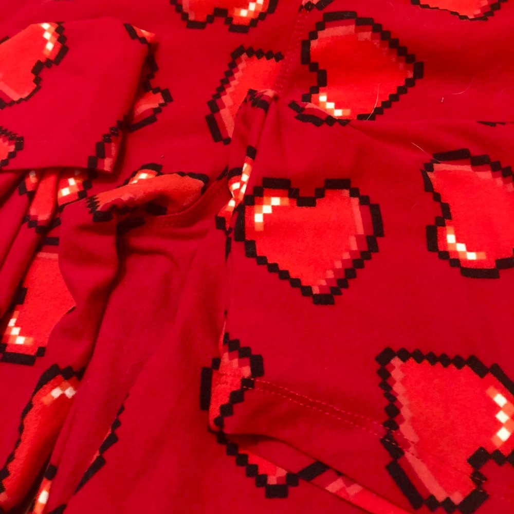NWOT Lularoe OS Leggings 8bit Heart Geek Print